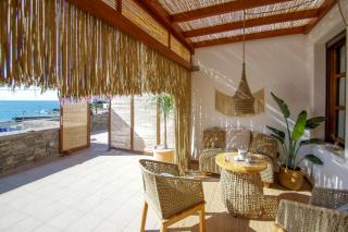 Syros Wellness Luxury Suites - Finikas - 4