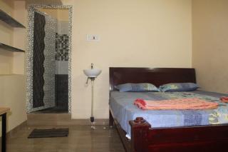 Selvalakshmi Restaurant and Lodge - Tiruvannāmalai - 0