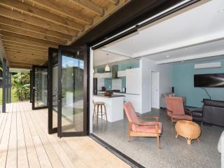 Paihia Centre Peace - Central Paihia Holiday Home - Paihia - 3