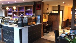 Eagle Hotel Luton Airport - 6