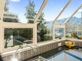 Wakatipu Views - Queenstown Holiday Home - Queenstown - 1