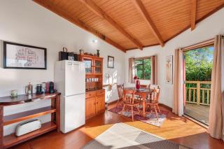 Treetop Hideaway - Taupo Holiday Home - Taupo - 3