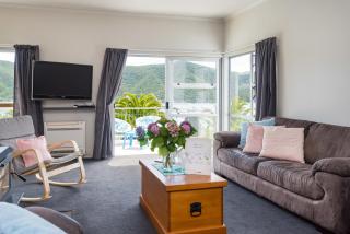 Tirohanga Wai - Waikawa Holiday Home - 7