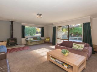 Kowhai Cottage - Wanaka Holiday Home - Wanaka - 8