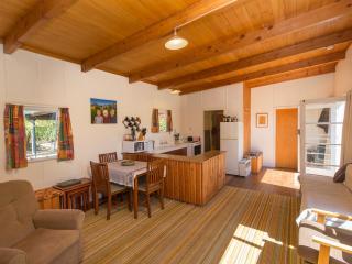 Southern Lakes Sweetie - Albert Town Bach - Wanaka - 8