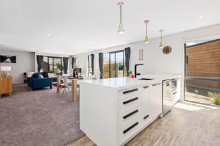 The Place To Be - Wanaka Holiday Home - Wanaka - 4