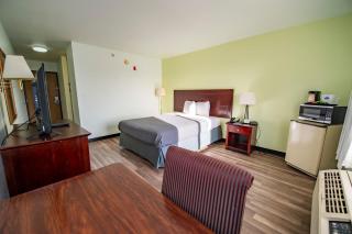 Rodeway Inn Central Colorado Springs - 8