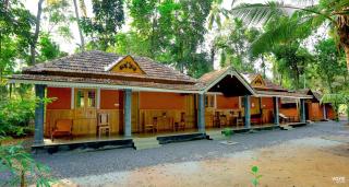 Mundro Green Land Heritage Villa by VOYE HOMES - Munroe Island - 8