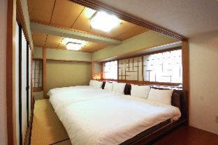 Hotel Plaza Osaka - Osaka - 1