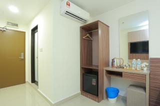 Bitz Bintang Hotel - 6