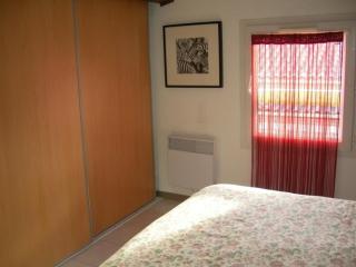 Belle villa d'angle, 6 couchages, cuisine climatisée, 3 chambres terrasse ombragée parking dans résidence sécurisée avec piscine commune, 400 m de la mer, LROND24 - Portiragnes - 5