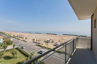 Hotel Tritone Rimini - Rimini - 3