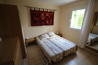 Belle villa climatisée 3 chambres, véranda, terrasse arborée dans résidence sécurisée avec piscine commune 800m de la mer WIFI Un vrai Havre de Paix LRCS98 - Portiragnes - 6