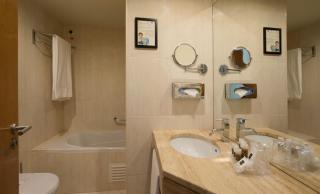TURIM Ibéria Hotel - Lisbona - 9