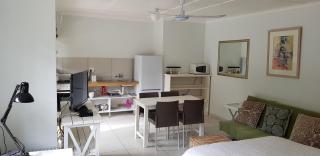 Veki's Town Lodge Apartments - Mbabane - 6