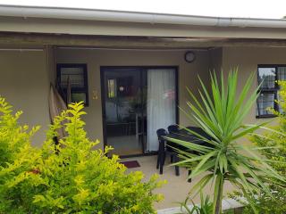 Veki's Town Lodge Apartments - Mbabane - 5
