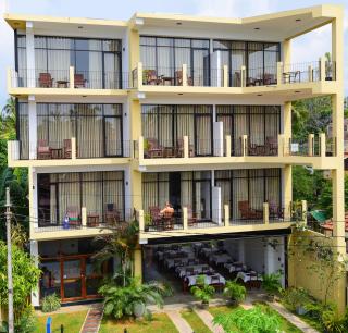 Chaaya inn Hotel - 0