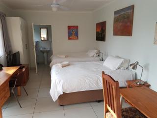 Veki's Town Lodge Apartments - Mbabane - 1