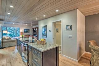 2 Mi to Heavenly Mountain Tahoe Retreat with Views - Stateline - 3