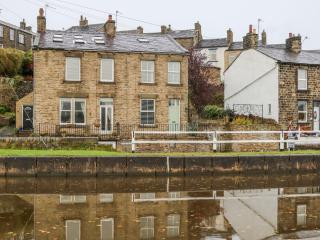 Canalside Cottage - Kildwick - 0