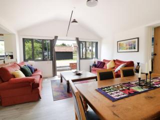 Whitehands Farm Barn - Old Buckenham - 9