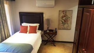 Black Eagle Hotel & Spa - Roodepoort - 3