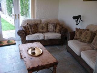Lower Wadden Farmhouse and Annexe - Southleigh - 5