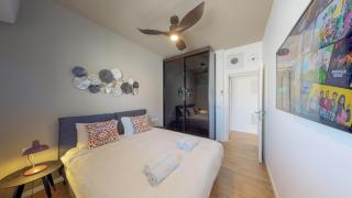 Sunny 1BR Penthouse by HolyGuest - 1