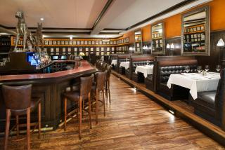 Hotel Indigo Cleveland Beachwood by IHG - 7