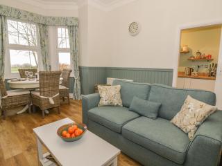 Flat 1, Cambridge Court - Frinton-on-Sea - 5