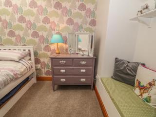 2 Bryn Eglwys - Porthmadog - 2