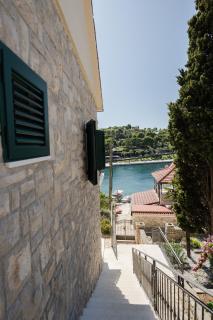 Šolta Life Apartments - Maslinica - 1