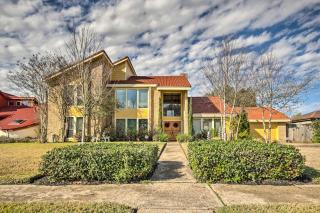 Quiet Rental with Balcony 14 Mi to Downtown Houston - Houston - 0
