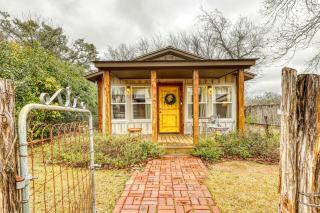 The Studio @ Durst Haus - Fredericksburg - 0