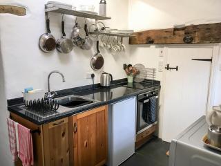 West End Cottage - Newport - 5