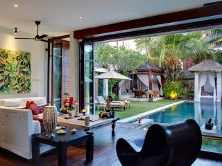 Majapahit Beach Villas by Nakula - 1