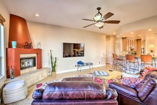 Lavish Escape with Pool 1 Mi to Old Town La Quinta! - La Quinta - 6