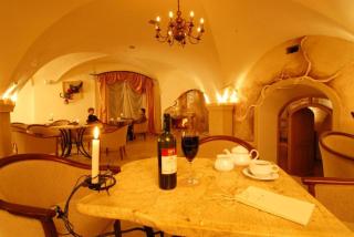 Hotel Restauracja Caspar - Jelenia Góra - 3