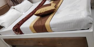 C N Comforts Hotel & Dormitory - 5