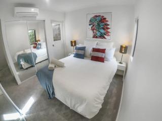 1 Bdrm Close Airport/Shops, WIFI, NETFLIX, PARKING - Perth - 9