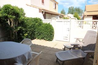 villa d'angle 4 couchages terrasse ombragée parking dans résidence sécurisée piscine commune 400m de la mer LRJP78 - Portiragnes - 9