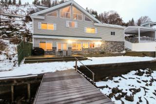 Lake's Edge Landing - Chelan - 1