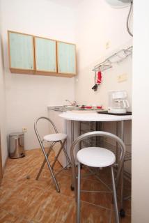 Apartments with parking space Vinisce, Trogir - 8660 - Vinišće - 1