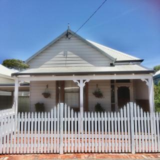 Railway Cottage - Bunbury - 7