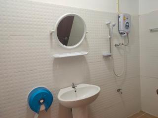 Viengchalern Guesthouse - Luang Prabang - 8