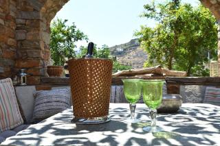 The Garden House only a 2 minute walk from the Picturesque Marine of Vourkari. - 6