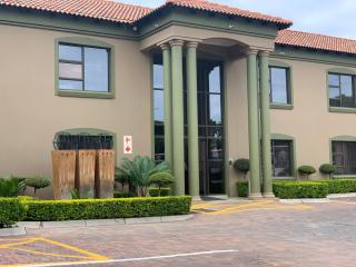Royal Hotel - Polokwane - 0