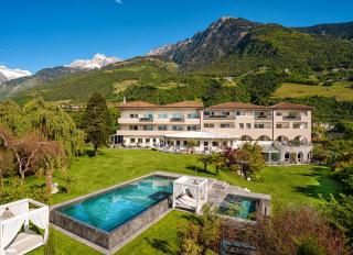 FAYN garden retreat hotel - Algund - 0
