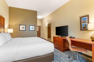 Comfort Inn & Suites West Des Moines - West Des Moines - 4