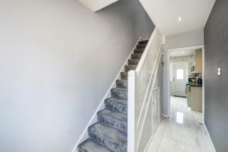 Cozy 3 Bedroom House in Aveley, Thurrock - Aveley - 1